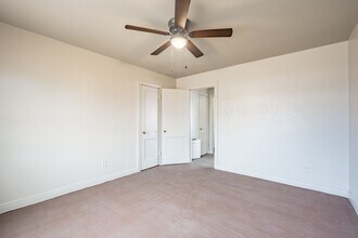 927 S Bryan St in Amarillo, TX - Foto de edificio - Building Photo