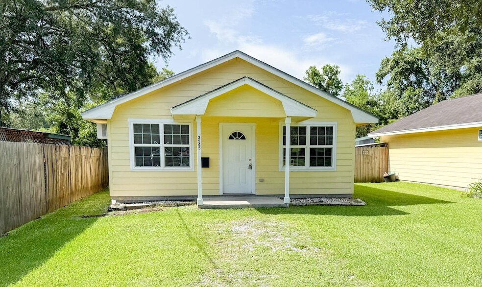 3545 Nightingale St in Orange, TX - Building Photo