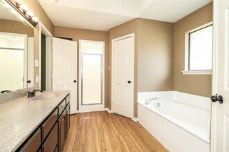 10253 Sunset View Dr in Fort Worth, TX - Building Photo - Building Photo