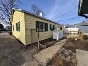 5309 W Hill Dr in Lawrence, IN - Building Photo - Building Photo