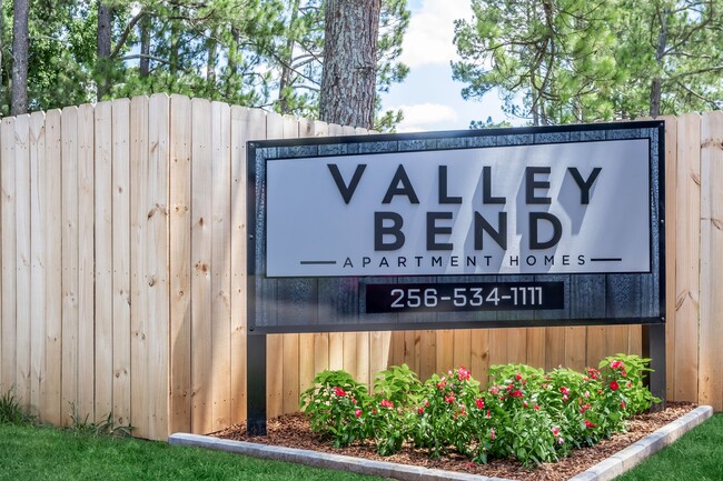 Valley Bend Apartments in Huntsville, AL - Foto de edificio - Building Photo