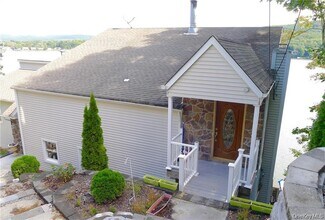 590 Jersey Ave in Greenwood Lake, NY - Building Photo - Building Photo