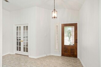 211 Aster Trail in San Antonio, TX - Building Photo - Building Photo