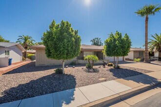 907 S Roanoke in Mesa, AZ - Building Photo - Building Photo