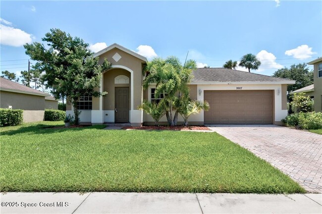 9907 E Verona Cir in Vero Beach, FL - Building Photo - Building Photo