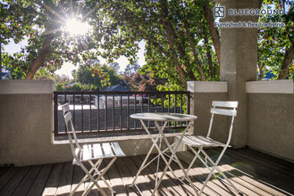 20667 Forge Way in Cupertino, CA - Building Photo - Building Photo
