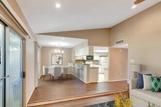 14555 Wunderlich Dr in Houston, TX - Building Photo - Building Photo