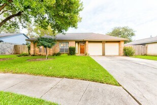 2003 Varuna Ct in League City, TX - Building Photo