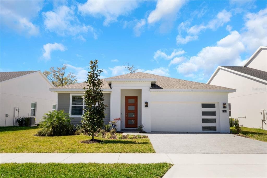 80 Overleaf Ln in Edgewood, FL - Building Photo