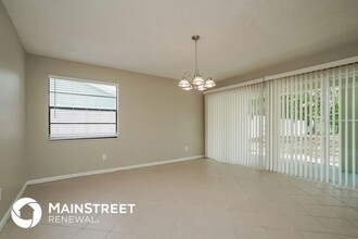 4028 SE 2nd Ave in Cape Coral, FL - Building Photo - Building Photo