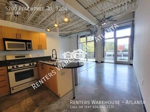 5200 Peachtree Rd in Atlanta, GA - Building Photo - Building Photo