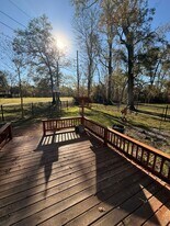 2015 Halyard Dr in Crosby, TX - Building Photo
