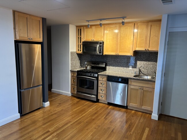 66 Merced Ave, Unit A in San Francisco, CA - Building Photo - Building Photo