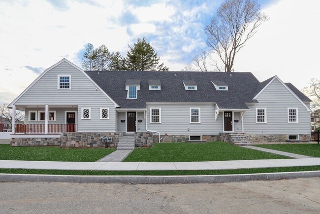 property at 17 S Gate Park