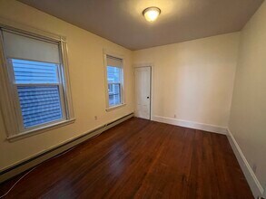 403 E 7th St in Boston, MA - Building Photo - Building Photo