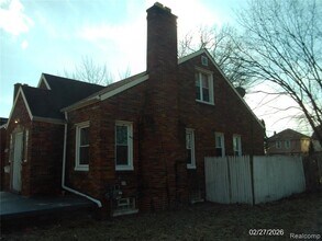 15107 Whitcomb in Detroit, MI - Building Photo - Building Photo