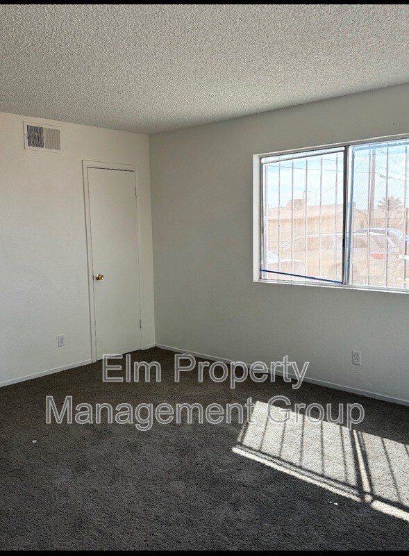 2728 Haddock Ave in North Las Vegas, NV - Building Photo - Building Photo