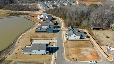 Royal Creek in Raleigh, NC - Building Photo - Building Photo