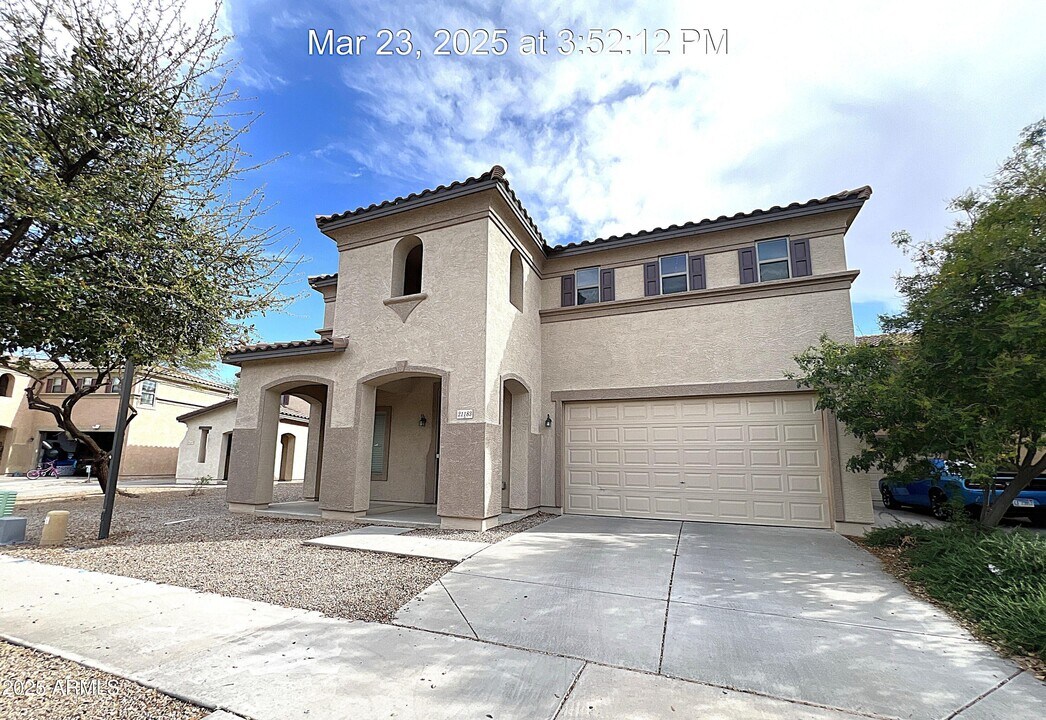21183 E Avenida Del Valle in Queen Creek, AZ - Building Photo