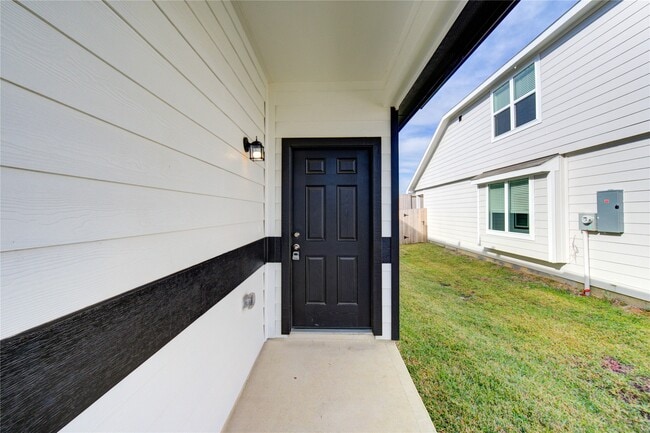 13321 Burbot Dr in Shenandoah, TX - Building Photo - Building Photo