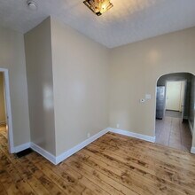 1144 Woodlawn Ave in Indianapolis, IN - Building Photo - Building Photo