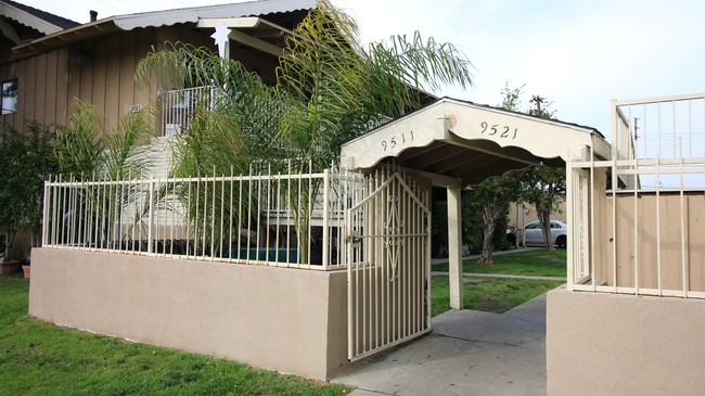 Maureen I in Garden Grove, CA - Building Photo - Building Photo