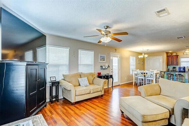 820 Sandollar in Port Bolivar, TX - Foto de edificio - Building Photo