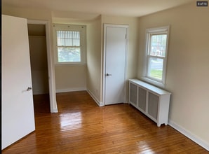 2110 Center St in Bethlehem, PA - Building Photo - Building Photo