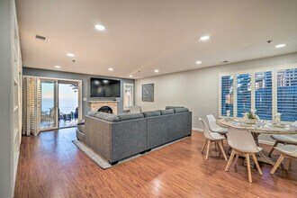 222 Palmetto Ave in Pacifica, CA - Building Photo - Building Photo