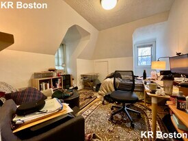 33 Imrie Rd, Unit 33 in Boston, MA - Building Photo - Building Photo