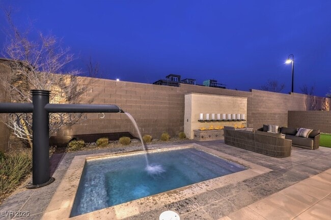 2542 Strathmill Ave in Henderson, NV - Building Photo - Building Photo