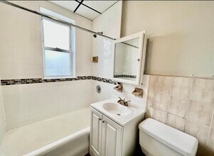 16 Cottage St in Jersey City, NJ - Building Photo - Building Photo