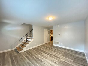 331 Vineyard Park Ct in Winston-Salem, NC - Building Photo - Building Photo