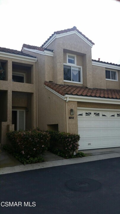 6012 Paseo Encantada in Camarillo, CA - Building Photo