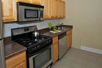 Copley Manor Apartments in Philadelphia, PA - Building Photo - Interior Photo