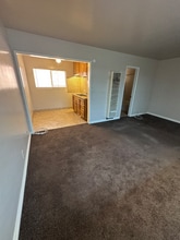 916 N Market St in Inglewood, CA - Building Photo - Building Photo
