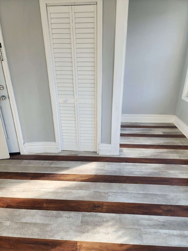 30 Schuyler Ter, Unit B in East Orange, NJ - Building Photo - Building Photo