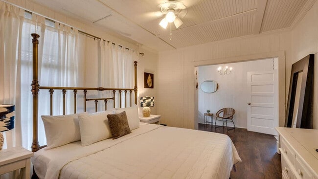 16 13th St in Tybee Island, GA - Building Photo - Building Photo