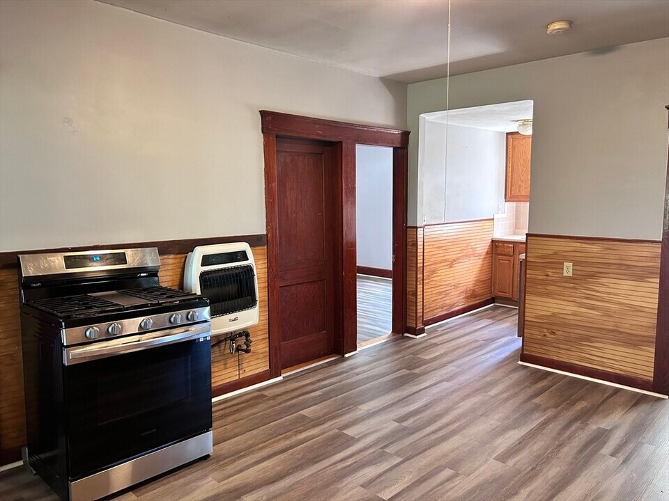 308 Fairmount St in Fitchburg, MA - Building Photo