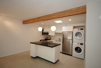 425 W Colter St, Unit B in Phoenix, AZ - Foto de edificio - Building Photo