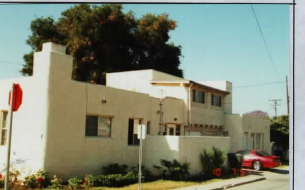 424 N Mill St in Santa Paula, CA - Building Photo - Building Photo