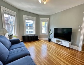 64 Parkton Rd, Unit 2 in Boston, MA - Building Photo - Building Photo