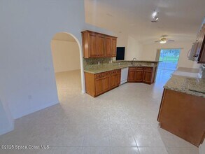 1781 Brookshire Cir in West Melbourne, FL - Building Photo - Building Photo