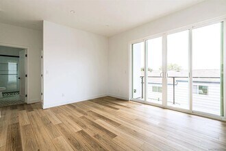 2945 B St-Unit -2947 B. St Unit 1 in San Diego, CA - Building Photo - Building Photo