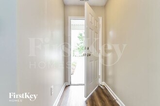 3613 Sunset Hollow Dr in High Point, NC - Building Photo - Building Photo