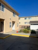 12627 Oxnard St in Los Angeles, CA - Building Photo