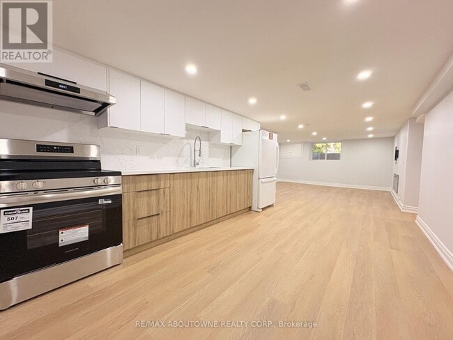 property at 202 Victoria Rd N