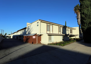 Cypress Terrace in La Habra, CA - Building Photo - Building Photo