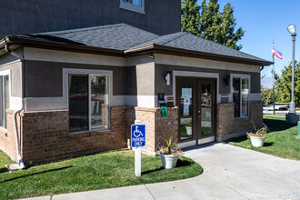 Diamond Fork in Spanish Fork, UT - Foto de edificio - Building Photo