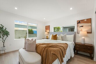 5308 S Victoria Ave in Los Angeles, CA - Building Photo - Building Photo